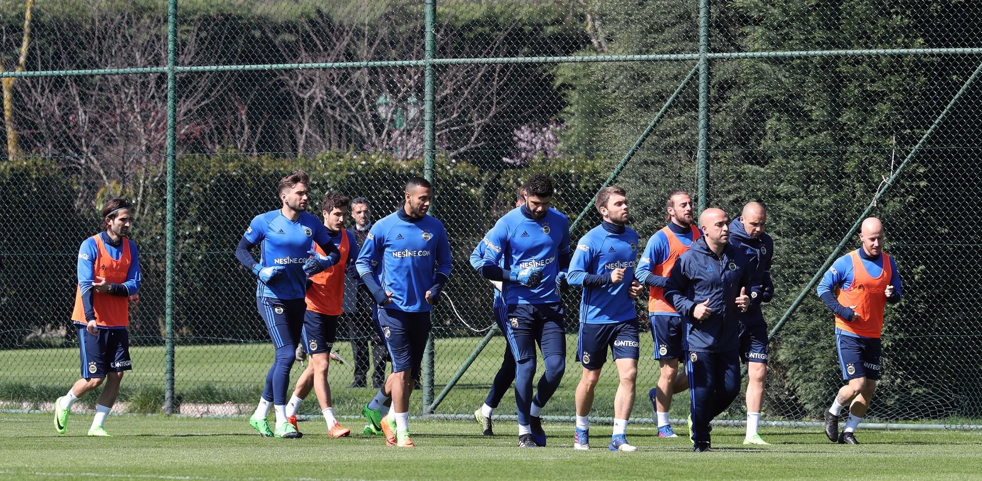 Fenerbahçe idmanında sürpriz görüntü