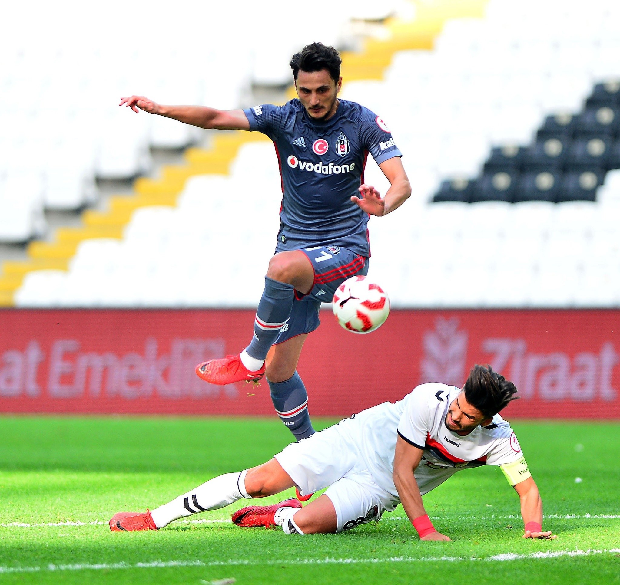 Manisaspor’a 4 gol atan Negredo’nun kimi işaret ettiği ortaya çıktı