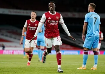 Arsenal Arteta ile seriye bağladı!