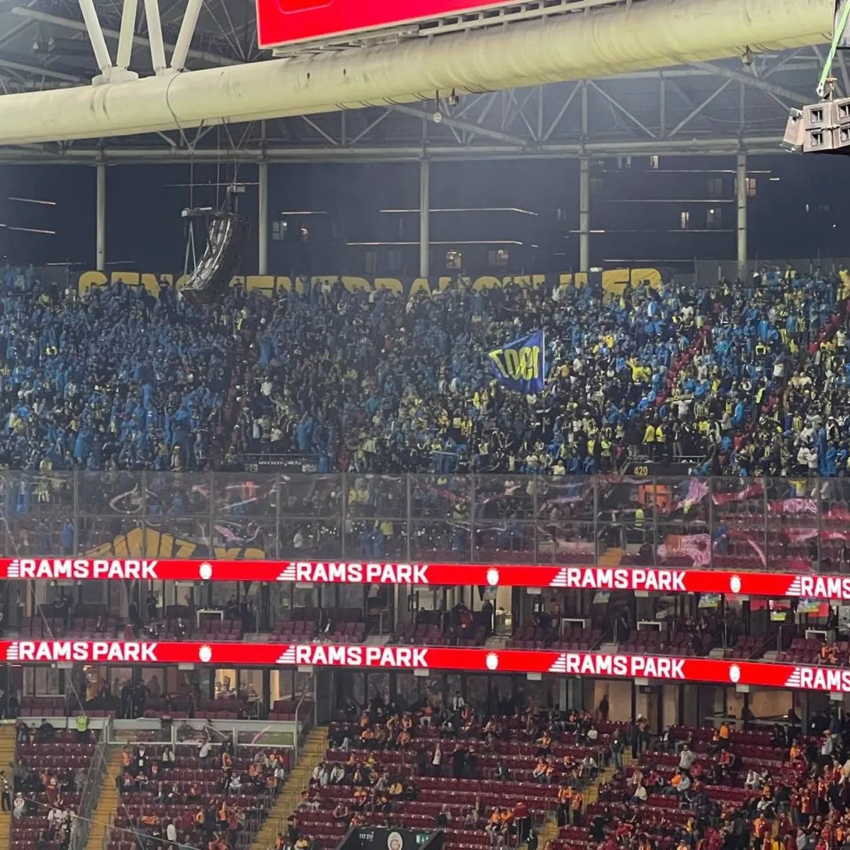 Fenerbahçe yönetiminden yağmurluk ve bere jesti! Süper Kupa Finali'ni hatırlattı