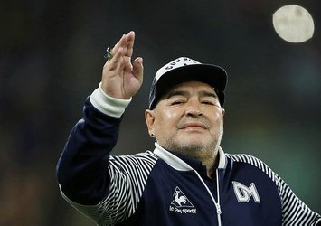 Futbol dünyası yasta! Maradona hayatını kaybetti