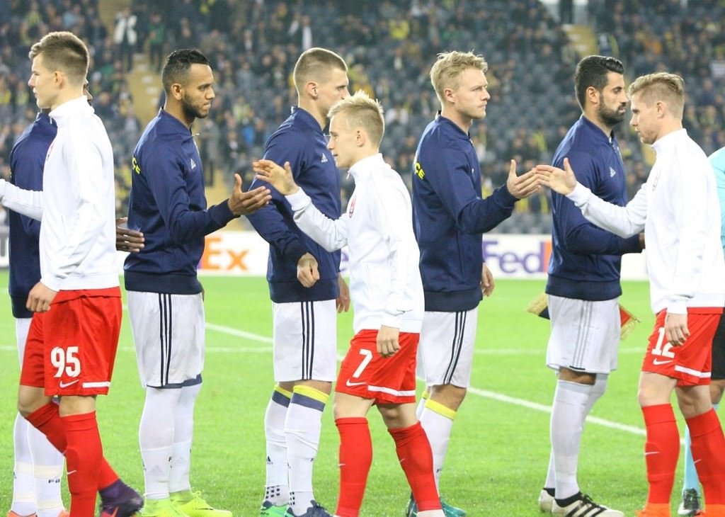 Fenerbahçe - Zorya Luhansk maçından kareler