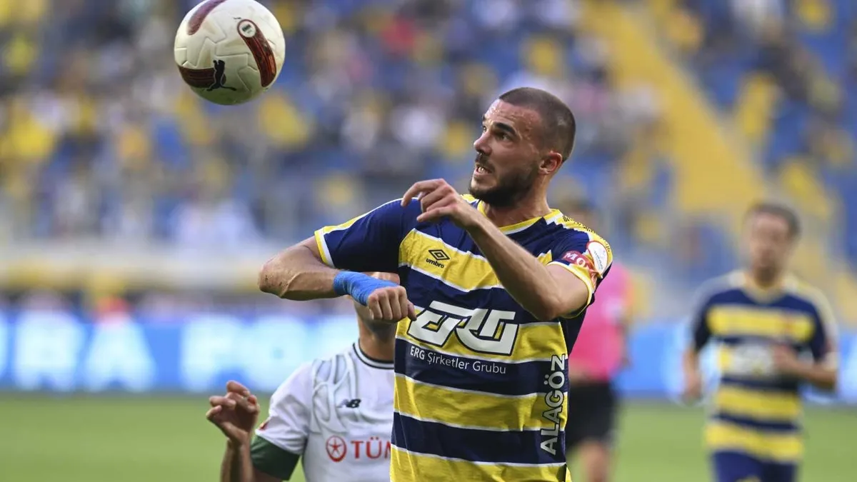 Eyüpspor Nihad Mujakic'i kadrosuna kattı!
