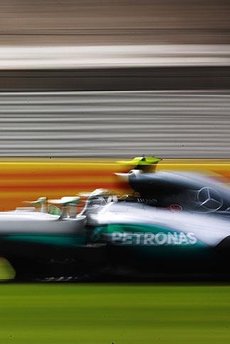 Formula 1'de şampiyon Rosberg