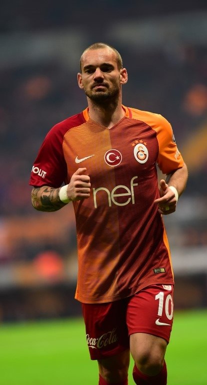 Ruslar, Sneijder’e göz koydu