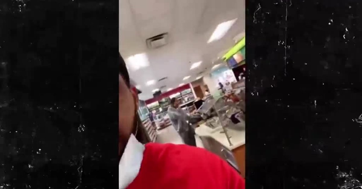 Eski NBA yıldızına yardım eli