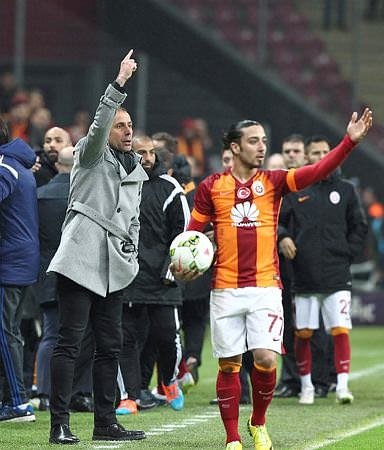 Arena koridorlarında büyük kavga