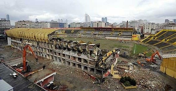 Galatasaray taraftarından Ali Sami Yen paylaşımı