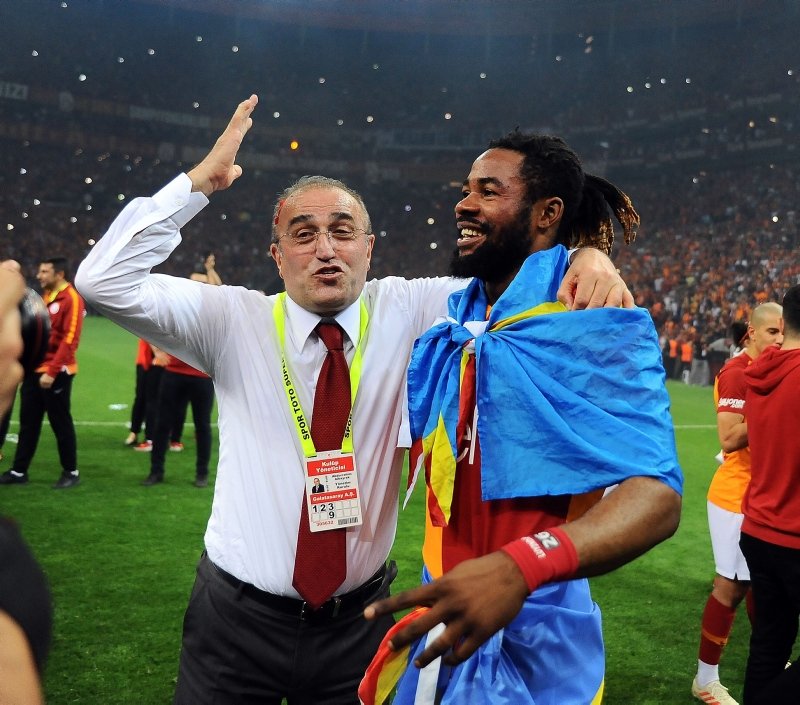 Galatasaray şampiyonluğu böyle kutladı! İşte görüntüler