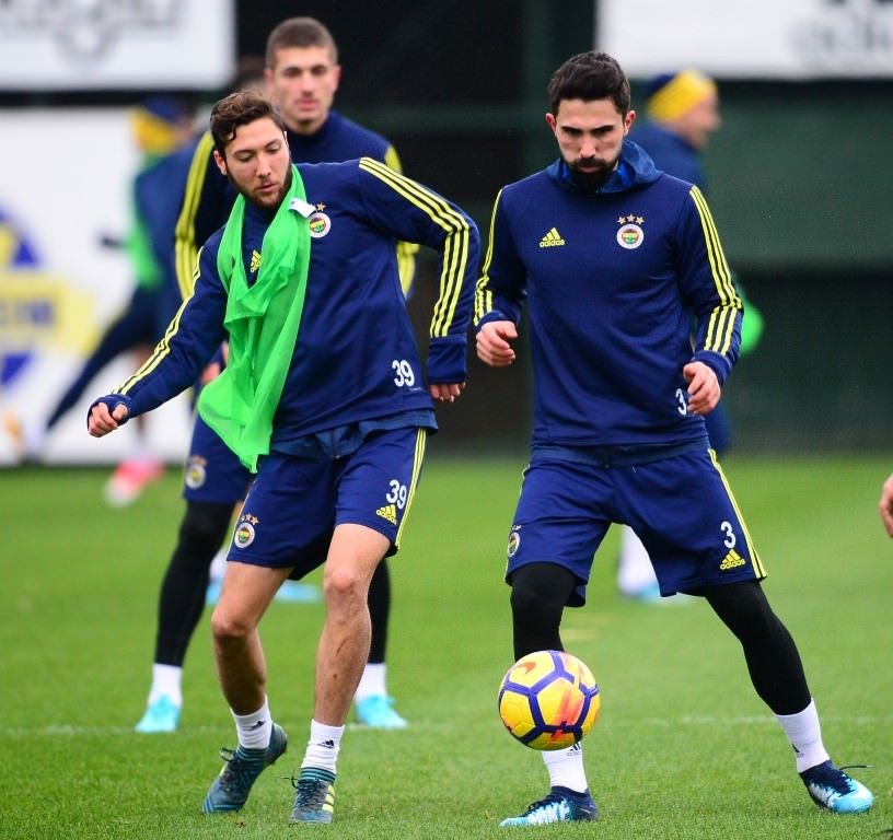 Fenerbahçe, Atiker Konyaspor maçı hazırlıklarını tamamladı