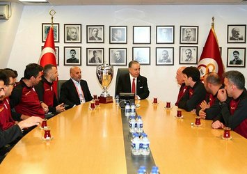 "Galatasaray ilklerin ve enlerin kulübü"