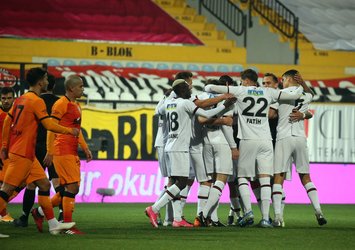 Cimbom 90+11'de yıkıldı yenilmezlik serisi son buldu