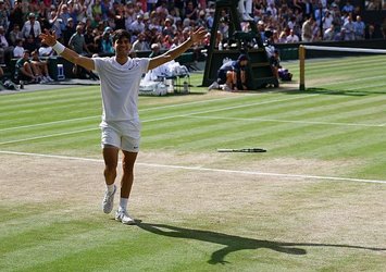 Wimbledon'da şampiyon Carlos Alcaraz!