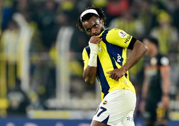 Yıldız futbolcu F.Bahçe'ye veda etti!