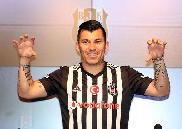 Süper Lig’de kim, ne kadar kazanıyor? İşte maaşlar...