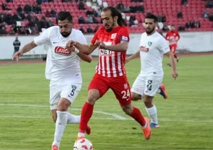 Denizli, deplasmanda Balıkesir'i devirdi