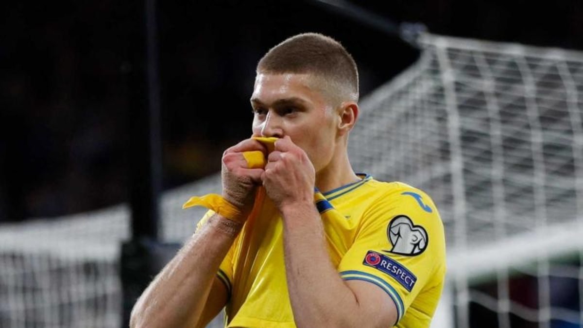 Artem Dovbyk adım adım Fenerbahçe'ye! İtalya'dan f…