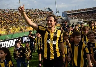 Forlan Hindistan'a transfer oldu