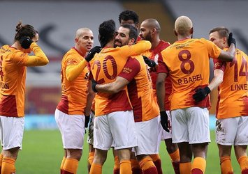 Aslan gol oldu yağdı!