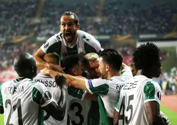 Atiker Konyaspor'dan tarihi galibiyet