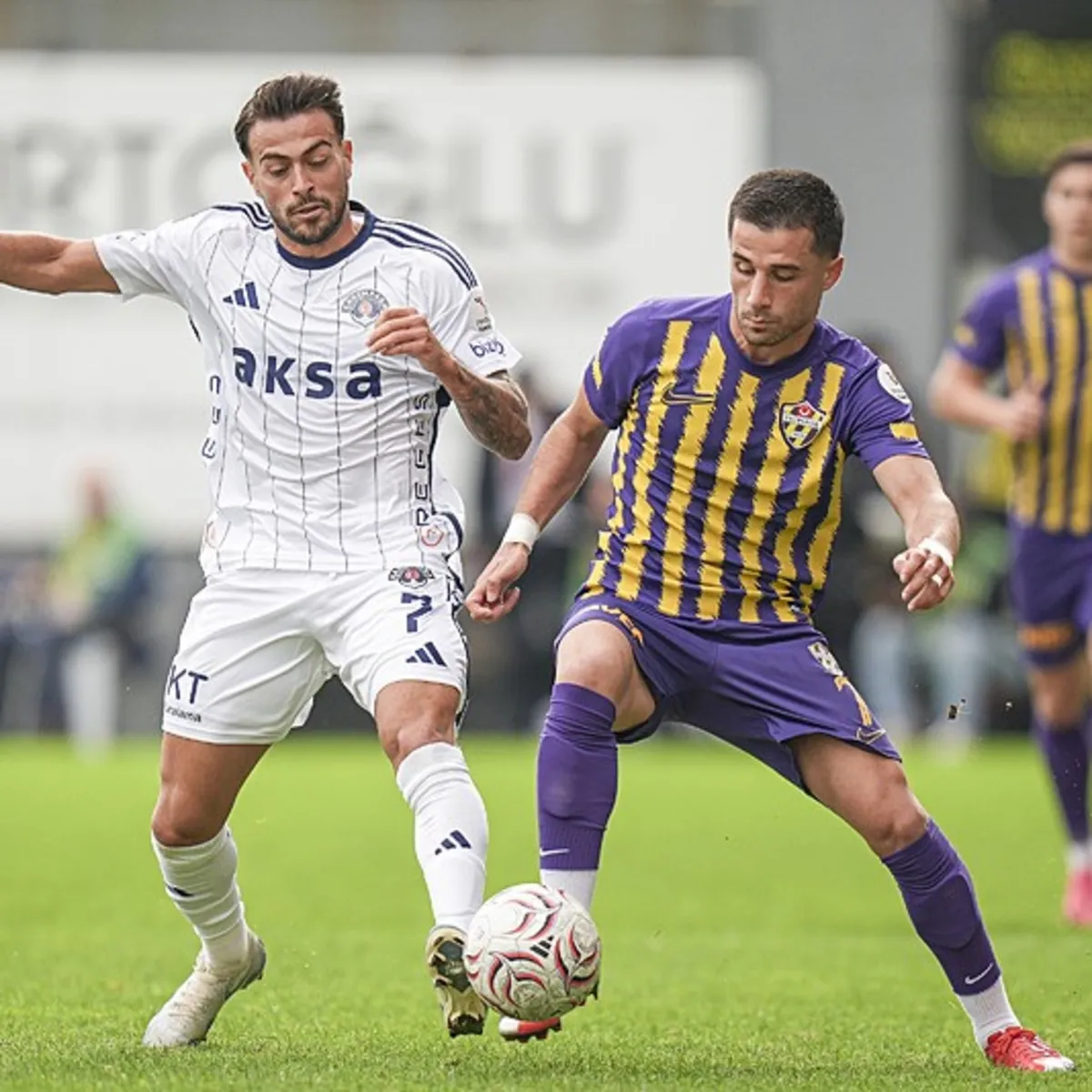 Kasımpaşa deplasmanda Eyüpspor'u tek golle geçti