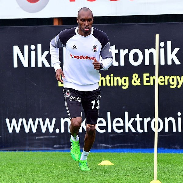 Beşiktaş’ta Atiba kararını verdi