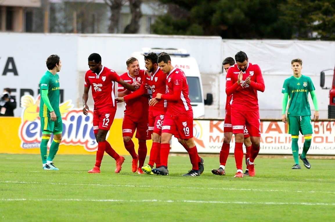 Boluspor, Fenerbahçe’yi farklı geçti