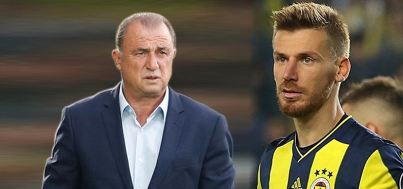 Kadıköy'de dikkat çeken detay! Fatih Terim ve Serdar Aziz...