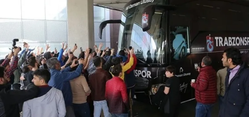 Trabzonspor'a İstanbul'da coşkulu karşılama!