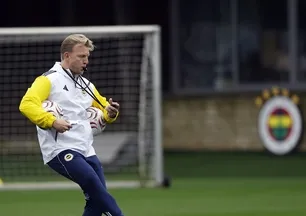 F.Bahçe Kuyt yönetiminde çalıştı!