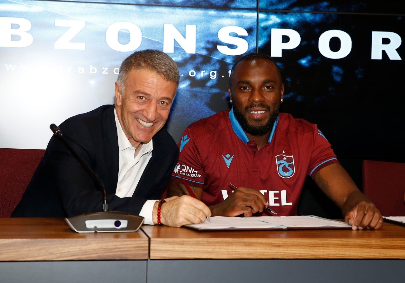 https://iaaspr.tmgrup.com.tr/1e000b/0/0/0/0/1300/910?u=https://iaspr.tmgrup.com.tr/2020/01/31/trabzonspor-guilherme-da-costa-ve-messias-ile-resmi-sozlesme-imzaladi-1580492340474.jpg https://iaaspr.tmgrup.com.tr/1e000b/0/0/0/0/1300/910?u=https://iaspr.tmgrup.com.tr/2020/01/31/trabzonspor-guilherme-da-costa-ve-messias-ile-resmi-sozlesme-imzaladi-1580492340474.jpg