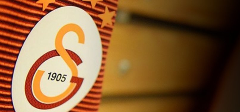 Galatasaraylı yıldıza sert eleştiri! Takım odasında yiyip gelebilirsin