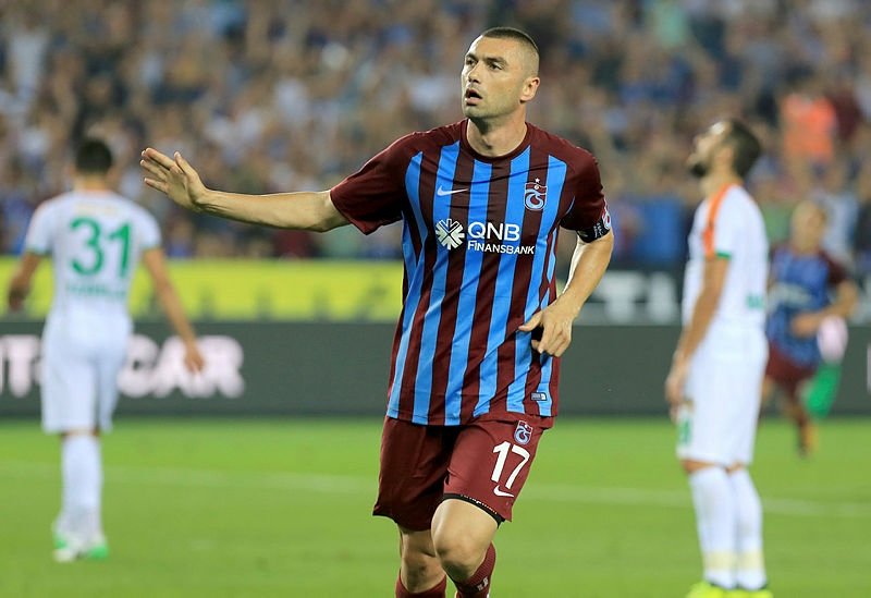 Ünlü futbolcuların boyları