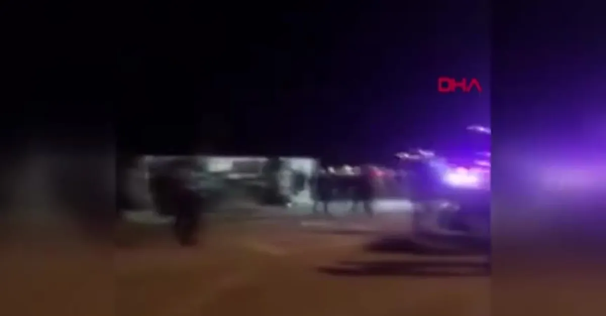 Taraftar otobüsü kaza yaptı: 2 ölü! İşte ilk görüntüler