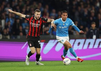 Napoli evinde Milan'ı tek golle devirdi!