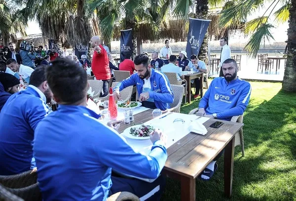 Trabzonspor'dan futbolculara barbekü partisi - 2