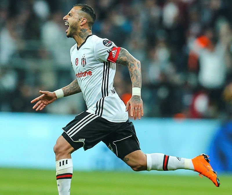 10 yıllık seriyi tarihe gömdü