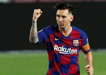 Lionel Messi tarihe geçti!