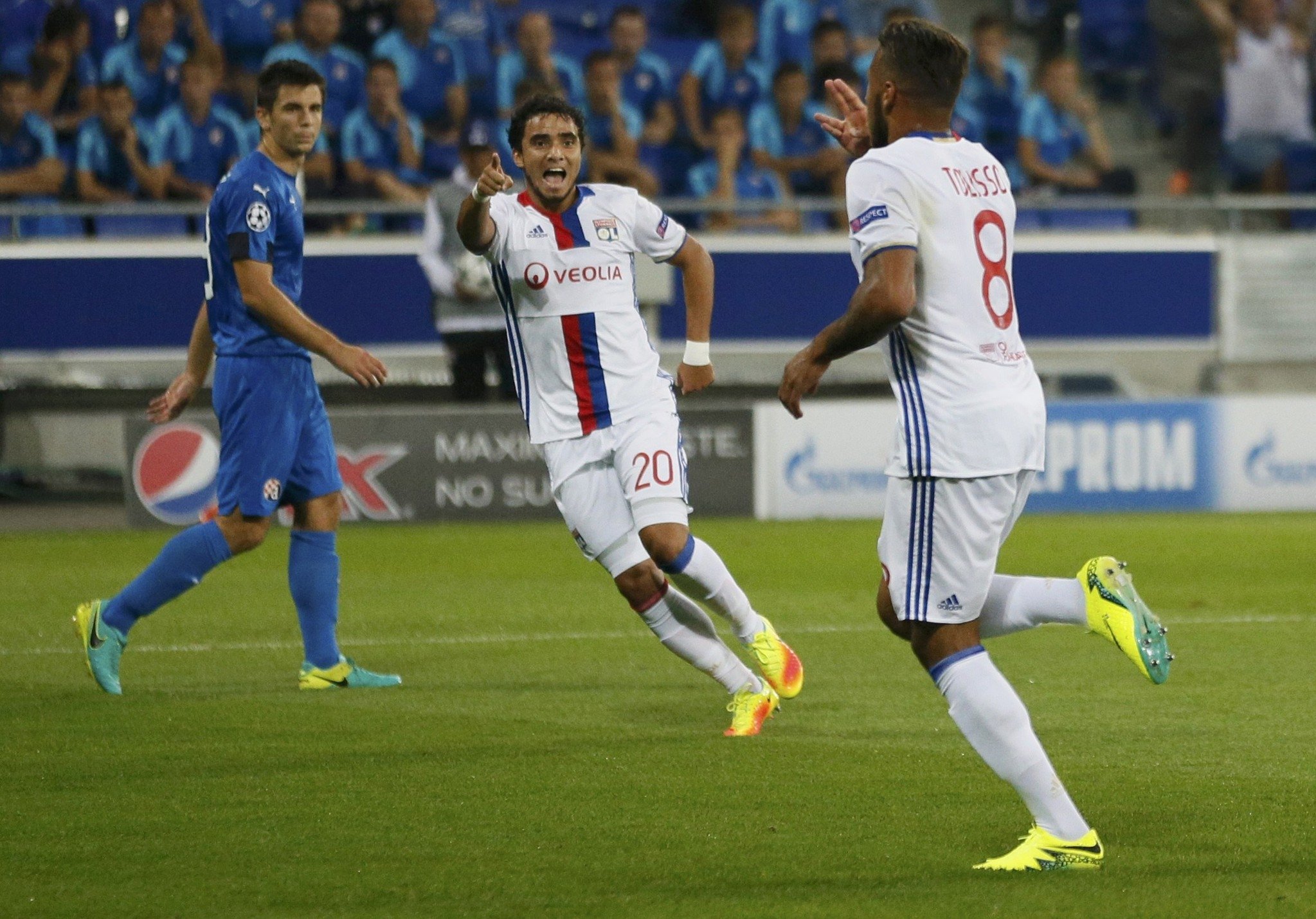 F.Bahçe’de sağda samba zamanı!