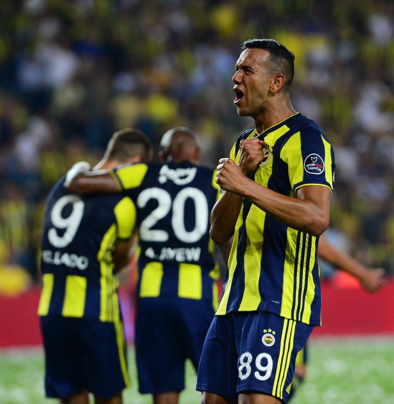 Josef de Souza’dan sürpriz imza!