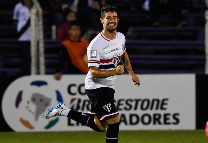 Galatasaray’a forvet transferinde Fenerbahçe şoku! Alan...