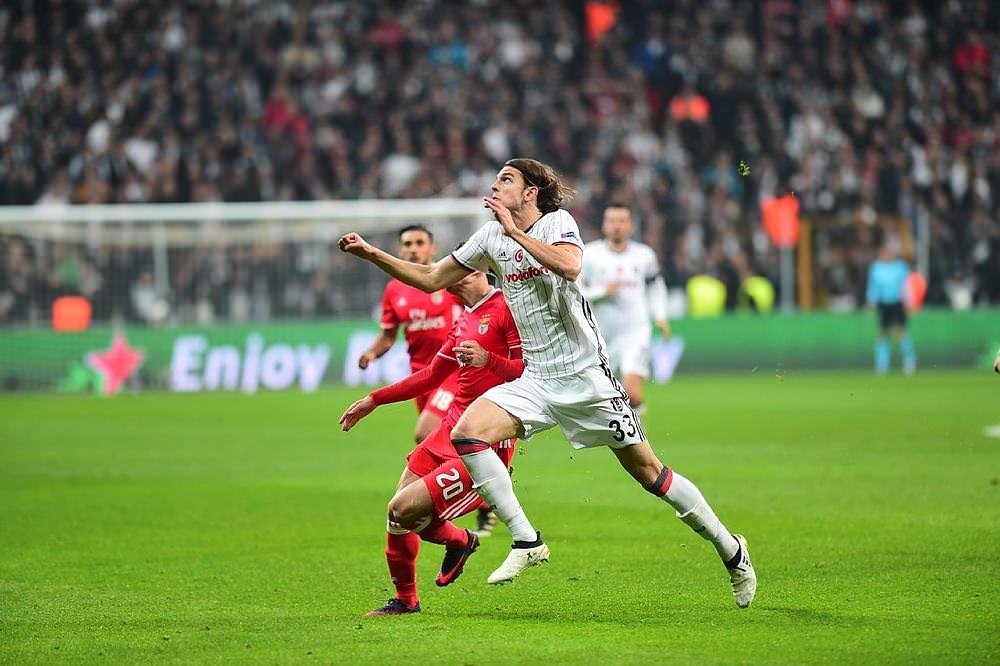 Beşiktaş’ta derbi öncesi büyük tehlike!