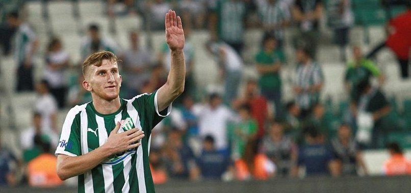 Burak Kapacak transferinde işlem tamam