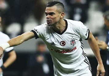 Değişikliği Pepe yaptı: 'Çıkar onu hocam!'