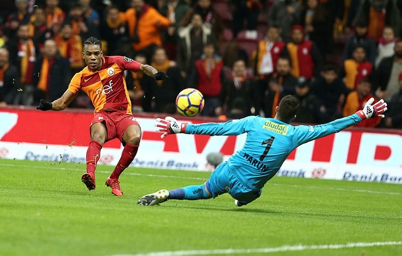 Rodrıgues’in menajeri, takım ismi verdi!