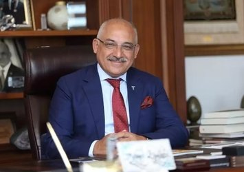 Mehmet Büyükekşi kimdir?