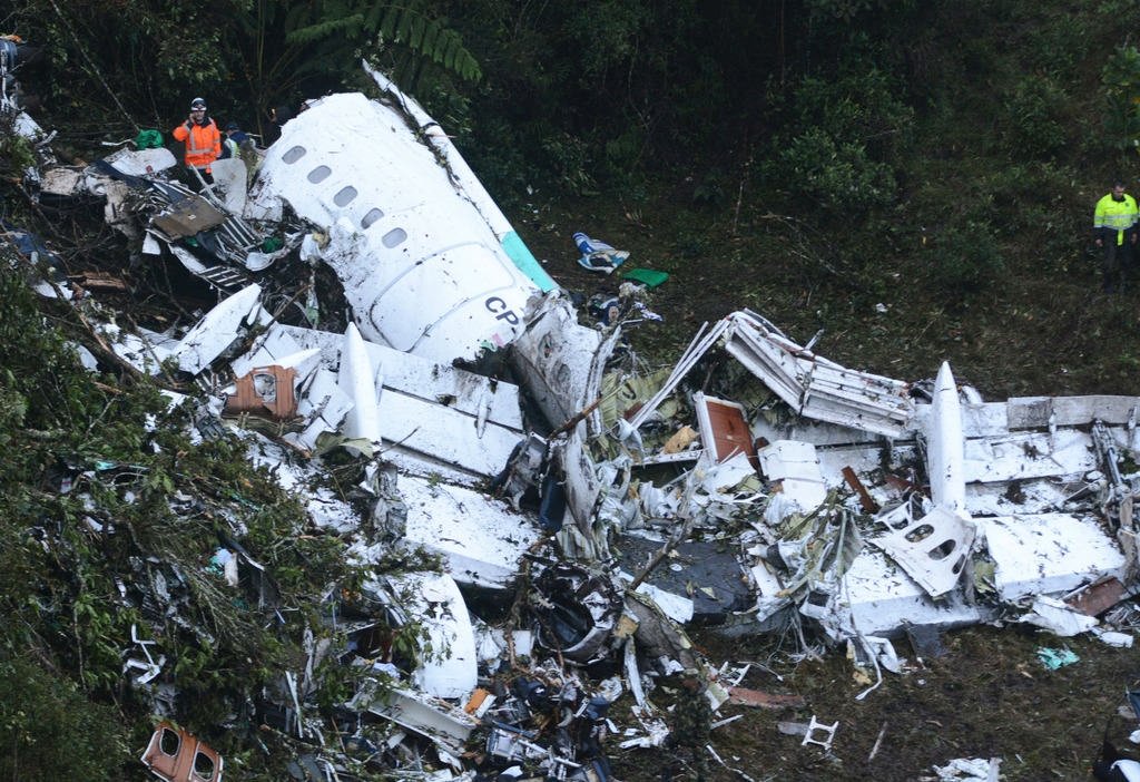 Chapecoense takımının düşen uçağından ilk görüntüler