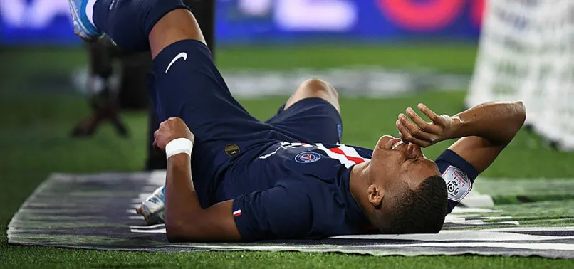 PSG'de Mbappe 4, Cavani 3 hafta yok
