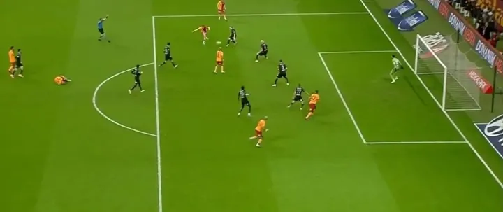 Galatasaray'ın golü ofsayta takıldı! İşte o pozisyon - 1