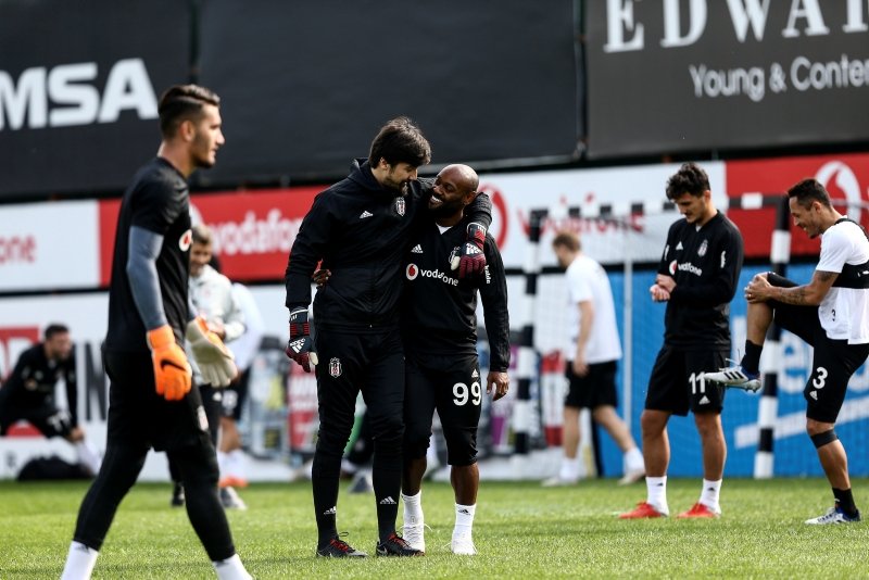 Beşiktaş’ta 3 isimle yollar ayrılıyor!